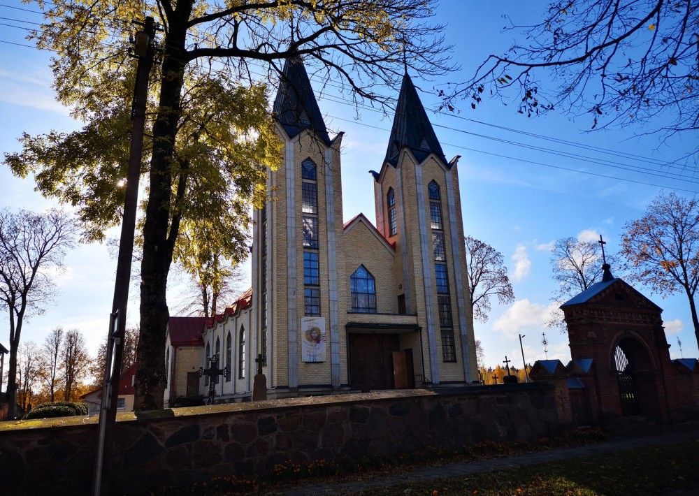 Panoterių  Šv. Kryžiaus Atradimo bažnyčia